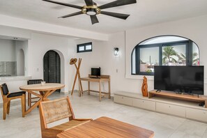 Interior - Walk to Playa Camarones! Puerto Vallarta Launchpad (Puerto Vallarta)