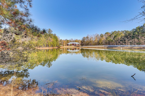 LaGrange Vacation Rental | 5BR | 5.5BA | 6,855 Sq Ft
