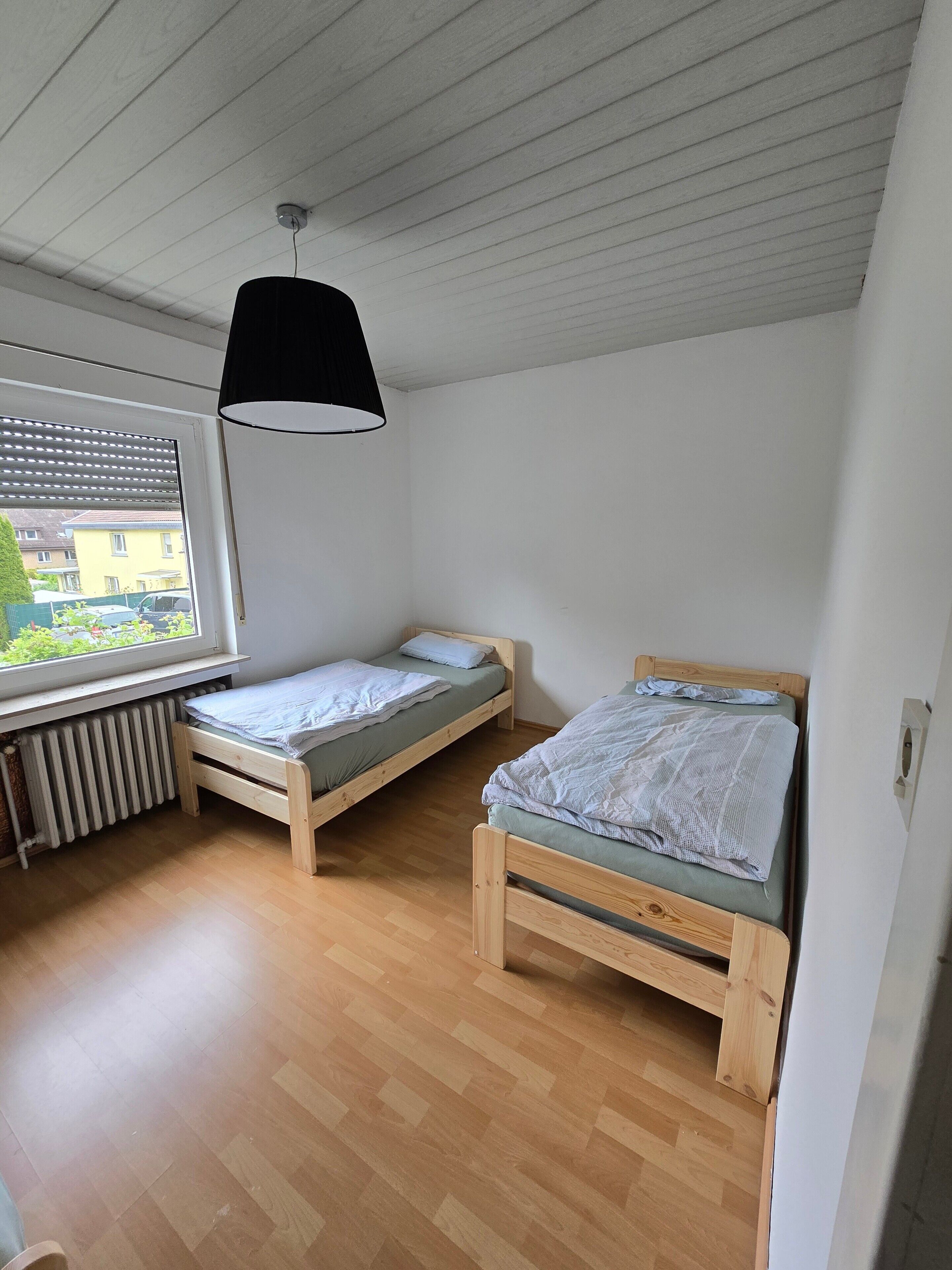 Bügeleisen/Bügelbrett, WLAN, Bettwäsche