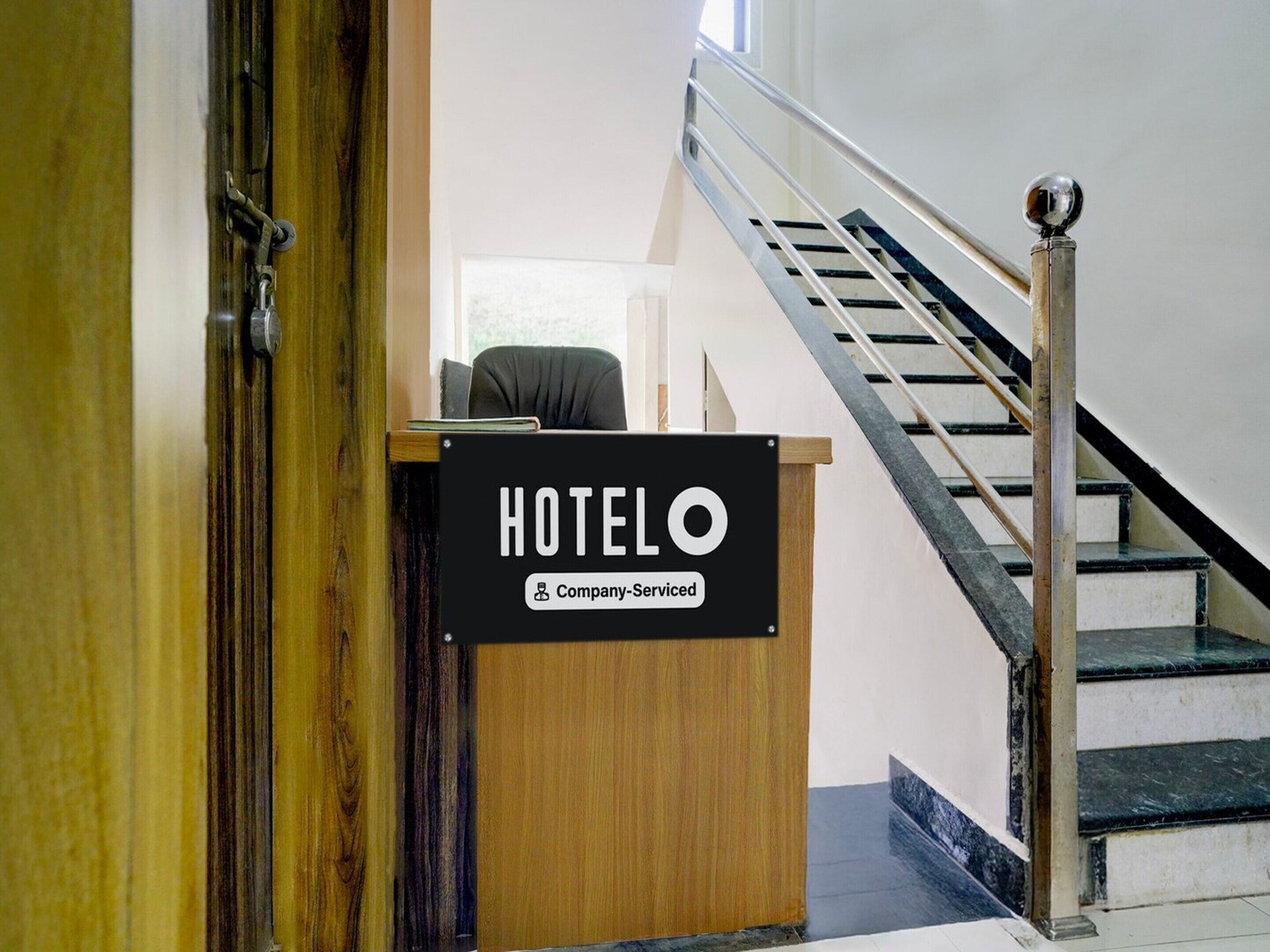 House | Reception