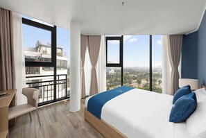 Deluxe Apartment, Lake View | View from property