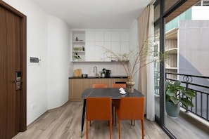 Departamento Deluxe, vista al lago | Restaurantes