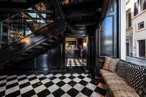 Free daily buffet breakfast  - Argentum Boutique Hotel & SPA (Rome)