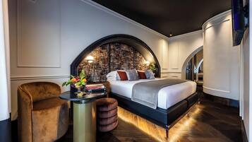 Deluxe Double Room | Premium bedding, memory foam beds, minibar, in-room safe
