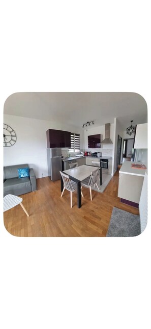 Interior - Vrbo Property (Clairvaux-les-Lacs)