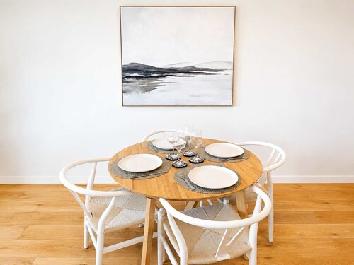 Marine Quarter Southport  Broadwater  View Apartment
