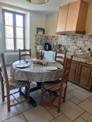 Dining - Vrbo Property (Vaylats)
