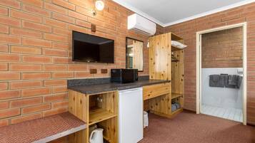 Comfort Triple Room | Interior