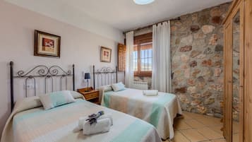 6 bedrooms