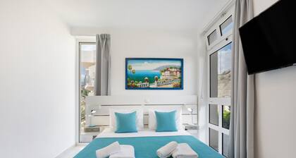 Apartment with Sea View Close to the Beach
