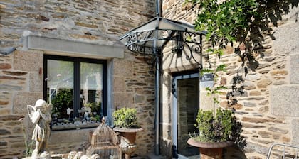 Rental in Le Conquet Near Beaches and Shops