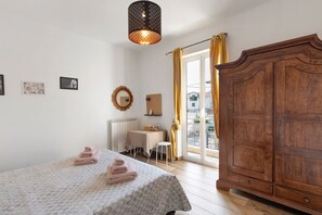 1 bedroom, WiFi, bed sheets