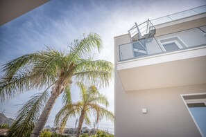 Exterior detail - Villa 'Zefira Sole' with Sea View, Wi-Fi and Air Conditioning (Altavilla Milicia)