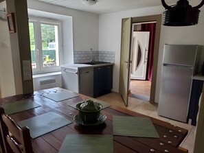 Dining - Duplex Apartment for 6 Guests – La Maison d'Odile (Lièpvre)