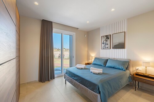 Apartment 'Scirocco' with Balcony, Wi-Fi and Air Conditioning