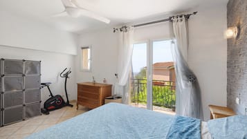 2 slaapkamers, een strijkplank/strijkijzer, wifi, beddengoed