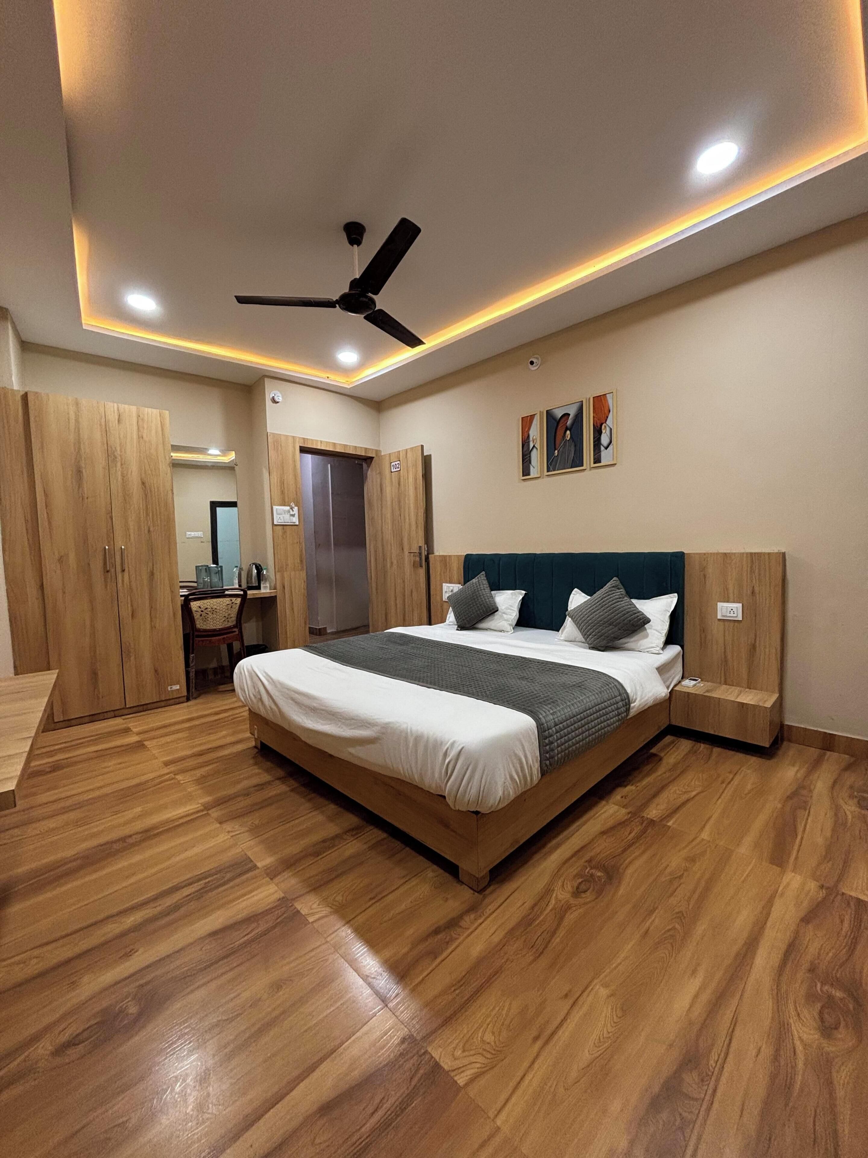 ห้องดีลักซ์ดับเบิล | โต๊ะทำงาน, Wi-Fi ฟรี