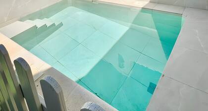 Holiday Home 'Villa Rural Sol' with Private Pool, Terrace and Wi-Fi