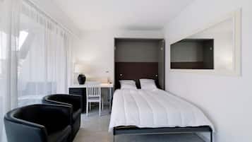 WiFi, bed sheets