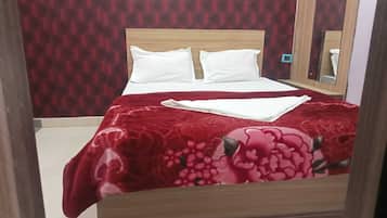 Chambre Deluxe | Lits pliants/supplémentaires, Wi-Fi gratuit, draps fournis