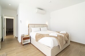 Room - Casa Corazon by BLVE Homes (Yaiza)