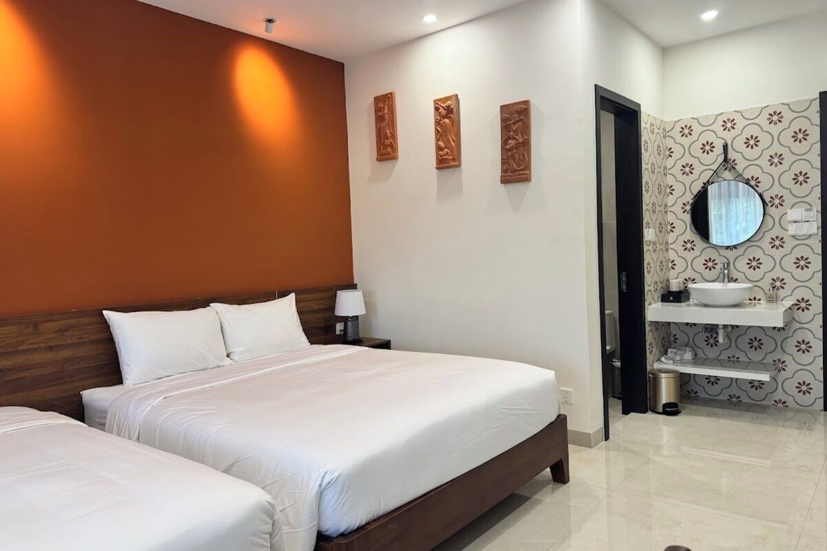Triple Room, Balcony