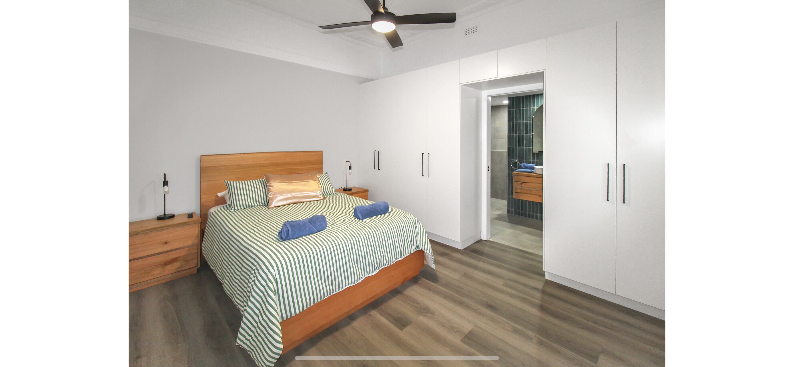 4 bedrooms, desk, free WiFi, bed sheets