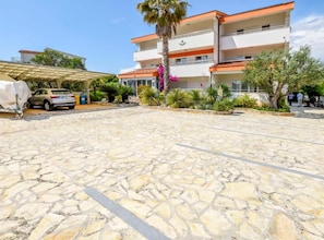 Apartment (Classic Comfort Two Bedroom Apartment) | Exterior - Apartments Aurel Suites (Rogoznica)
