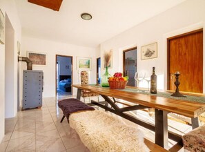 Căn hộ (Five Bedroom Apartment with Terrace) | Bếp riêng | Tủ lạnh 