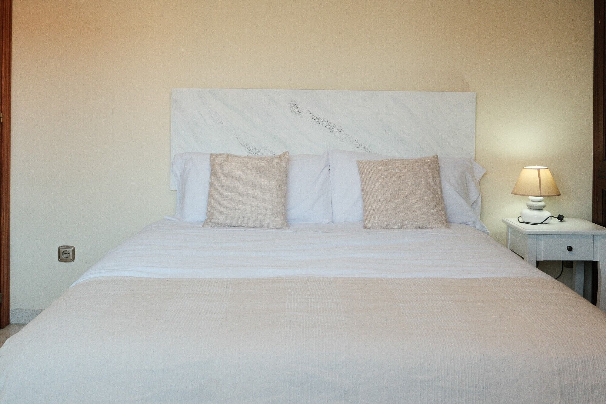 5 slaapkamers, wifi, beddengoed