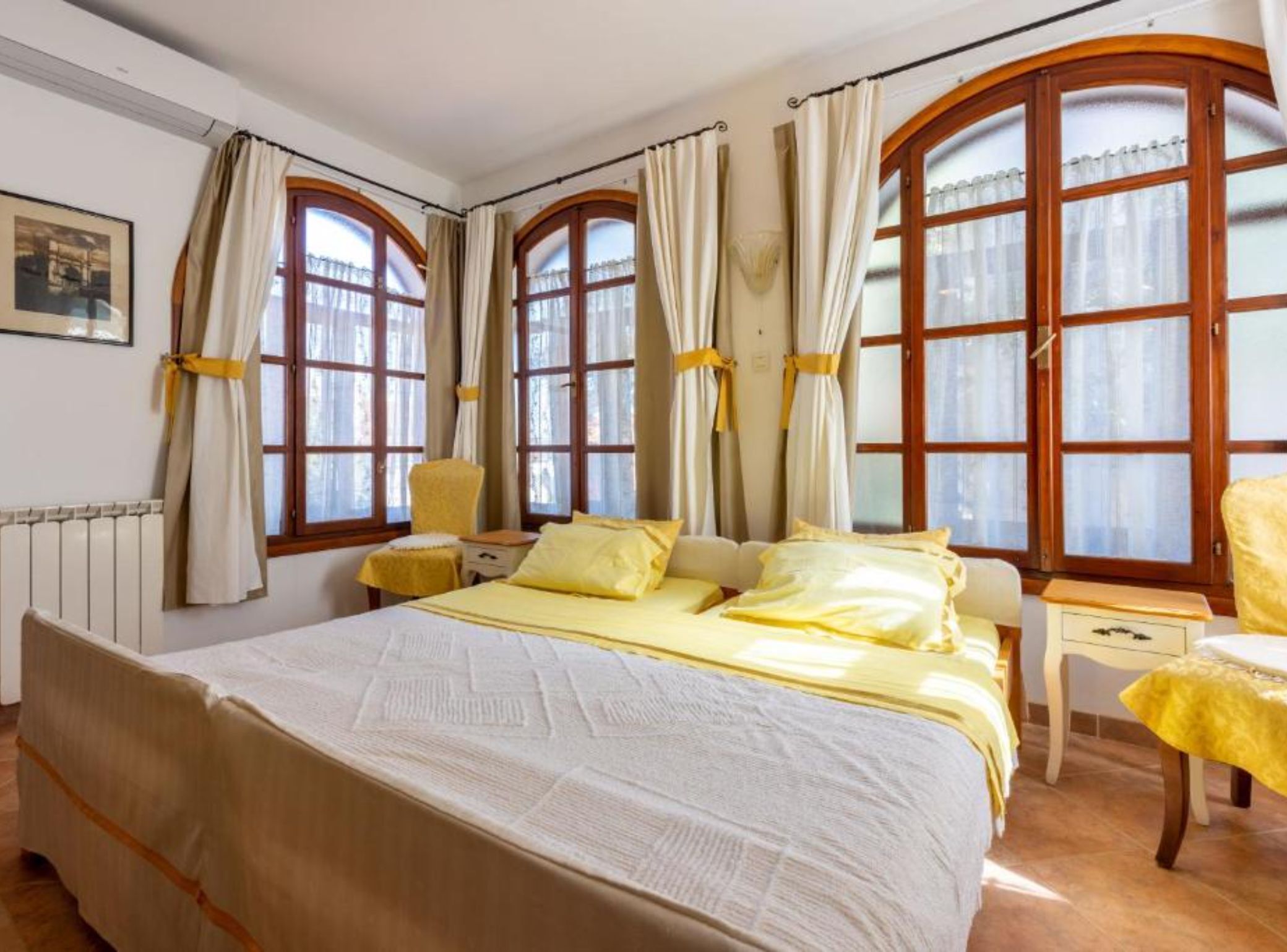 Estudio (Studio Apartment with Terrace and Gar) | 3 habitaciones y wifi gratis 