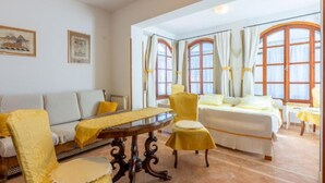 Studio (Studio Apartment with Terrace and Gar) | Oppholdsrom