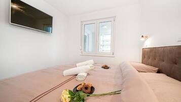 Apartment (One bedroom Apartment) | 1 bedroom, cribs (surcharge)