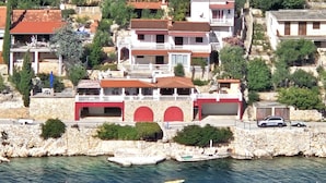 Unclassified image, 2 of 93, button - Villa Bonaca (Marina)