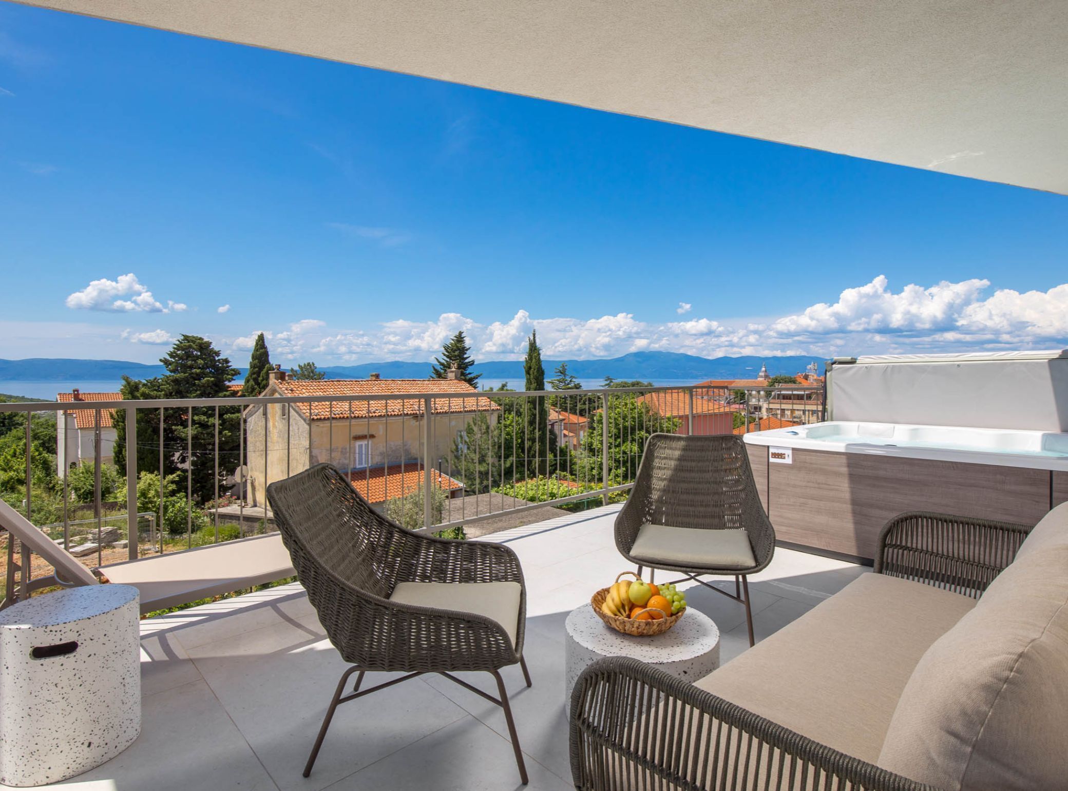 Apartment (Classic Apartment with Balcony) | Terrace/patio