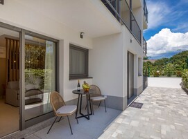 Apartment (Standard Apartment with Balcony) | Exterior