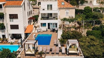Apartment (Two Bedroom Apartment with Sea View) | Exterior