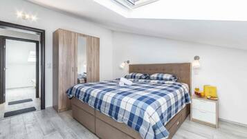 12 habitaciones y cunas