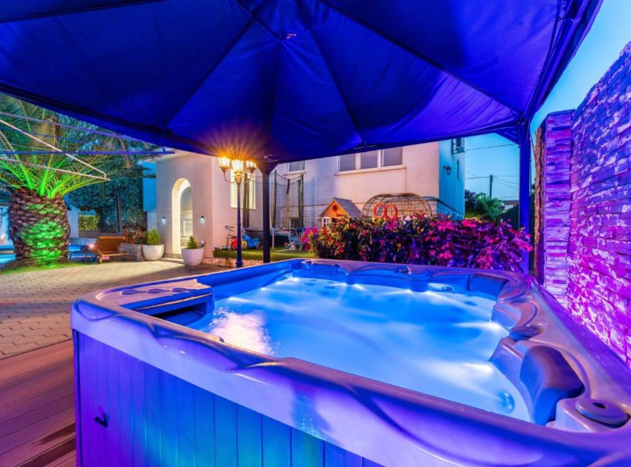 Apartamento (Superior One Bedroom Apartment with B) | Bañera de hidromasaje privada