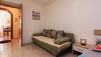 Apartment (apartment with terrace) | 2 bedrooms, cribs/infant beds