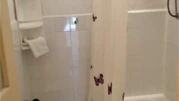 Căn hộ (Delux One Bedroom Apartment with terr) | Phòng tắm | Khăn tắm