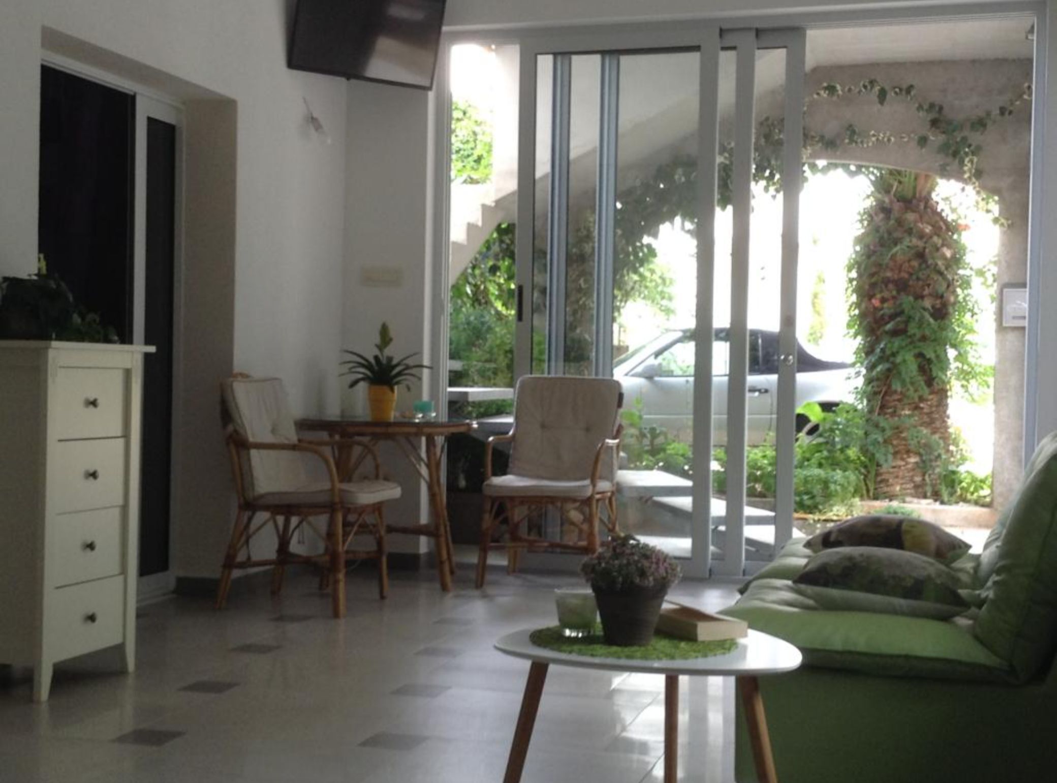 公寓 (One Bedroom Apartment with Seaview) | 露台