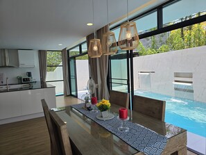 Dining - Gorgeous 4-bedroom house with AC in charming Chiang Mai (Chang Wat Chiang Mai)