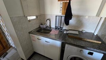 Apartamento, 3 quartos | Parte interna