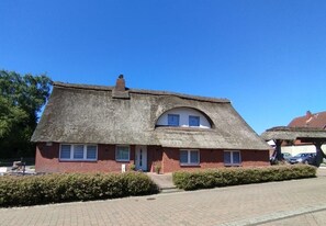 Exterior - Vrbo Property (Belum)