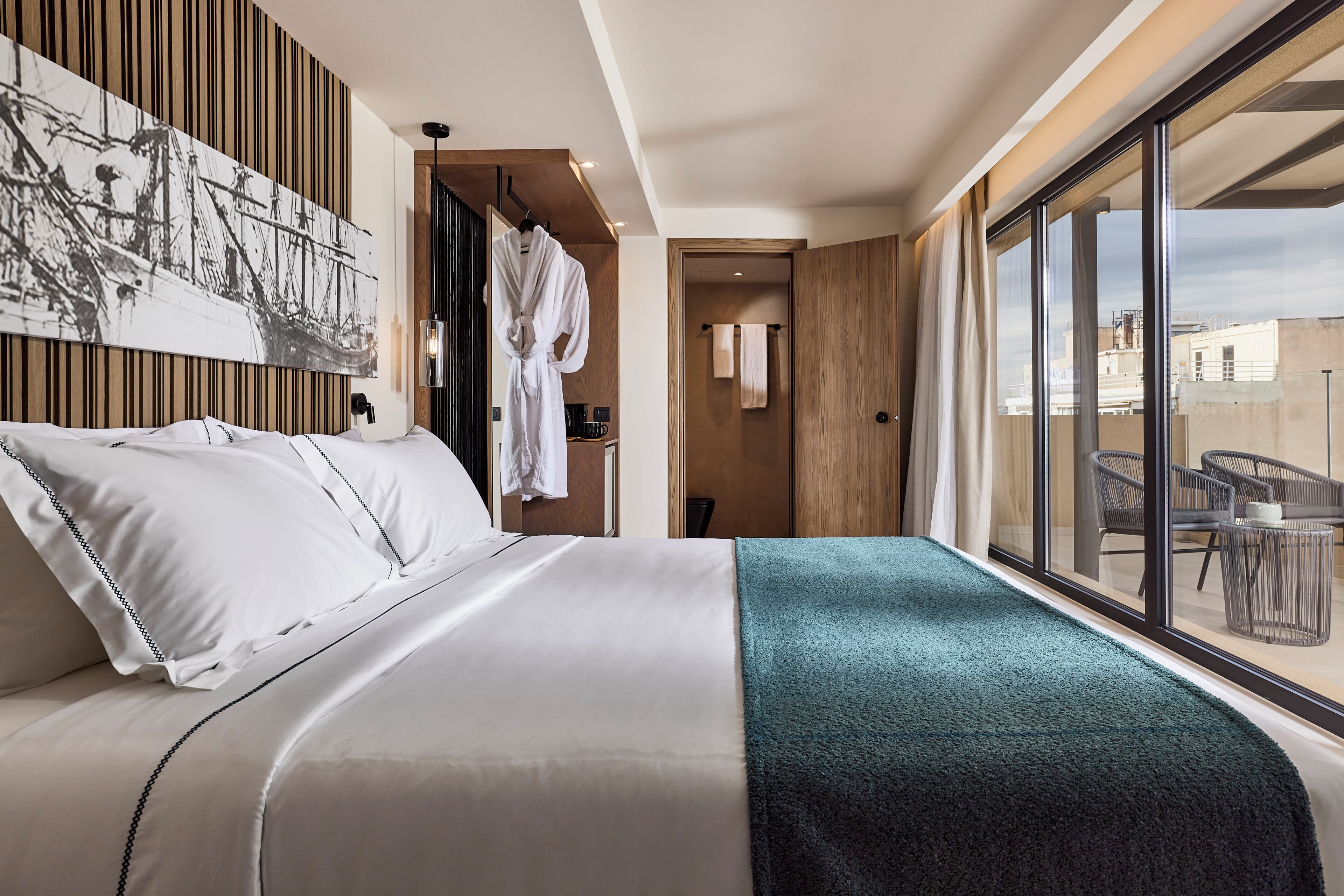 Minibar, in-room safe, desk, soundproofing
