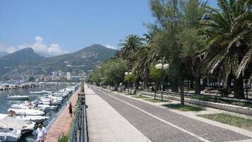 Comfort Apartment, Private Pool, City View | Marina