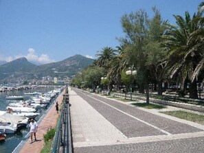 Comfort Apartment, Private Pool, City View | Marina - Dreamora Charme & Relax Salerno (Salerno)