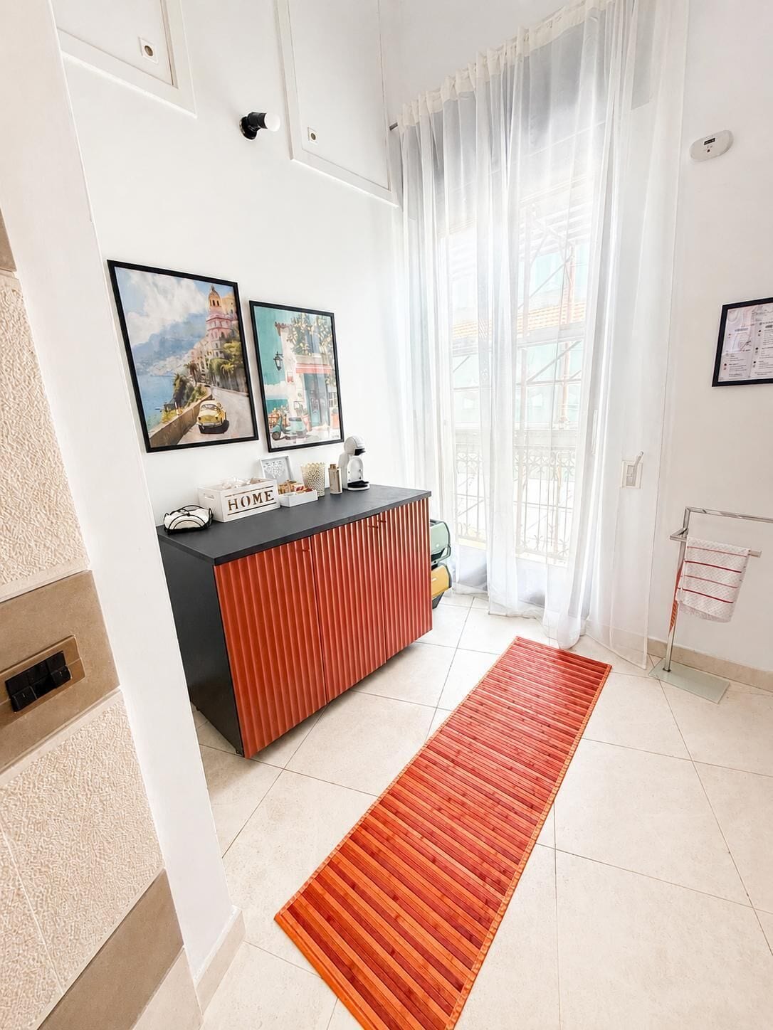 Appartamento Comfort, idromassaggio, vista città | Cucina privata | Macchina per caffè espresso, frigorifero con congelatore, forno