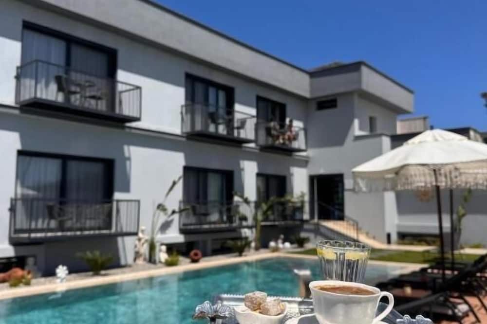 Çeşme Güzel Life
